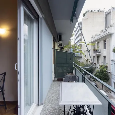 Prime Location 2 Bedroom Next To The Acropolis Ateny
