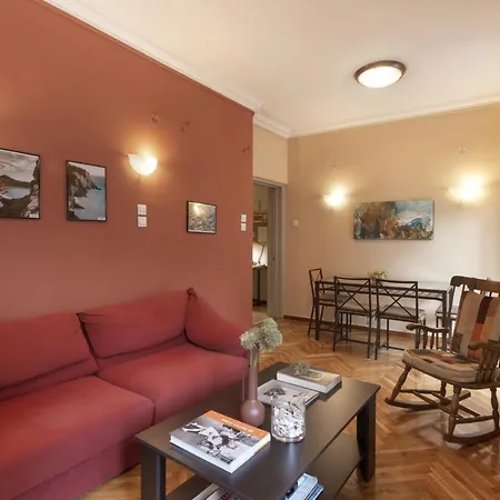Prime Location 2 Bedroom Next To The Acropolis Apartament *